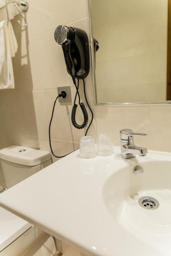 Hostal Santo Domingo De Silos Exteriér fotografie