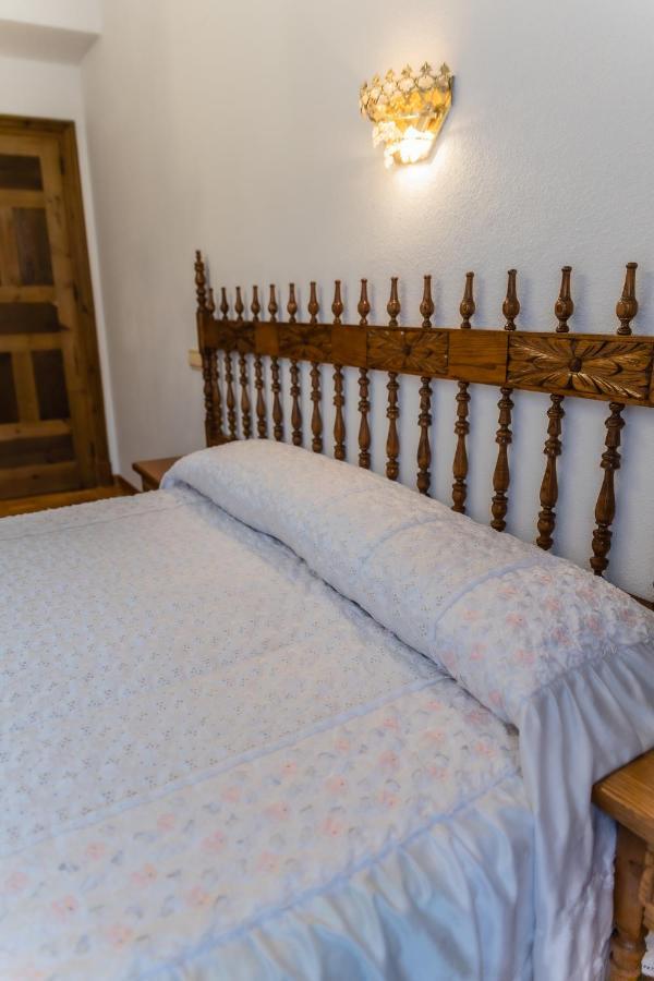 Hostal Santo Domingo De Silos Exteriér fotografie