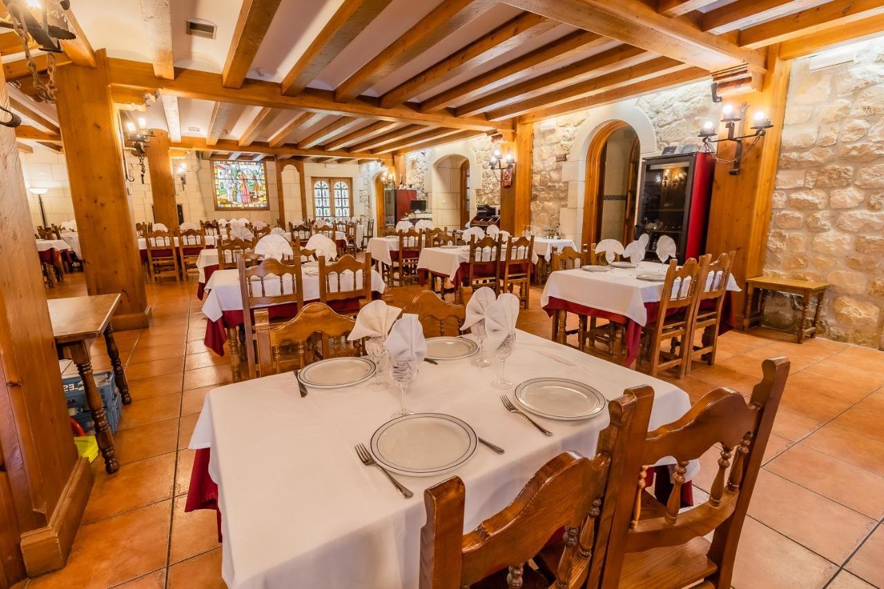 Hostal Santo Domingo De Silos Exteriér fotografie